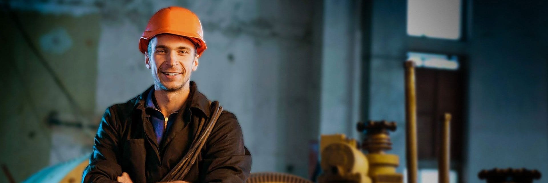 Gas engineer in Gas Pipe Plant